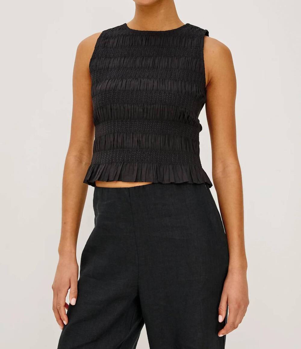 NEW RAILS kane sleeveless top in black
